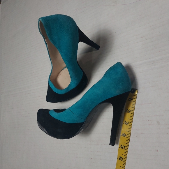 BCBGenaration Blue and Black Leather Upper Suede like Material High Heels Shoes - Picture 12 of 15